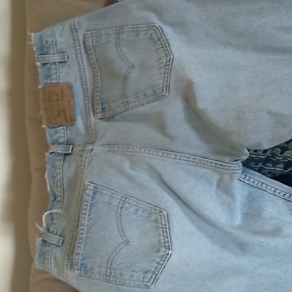 Levi's pants - Picture 3 of 3
